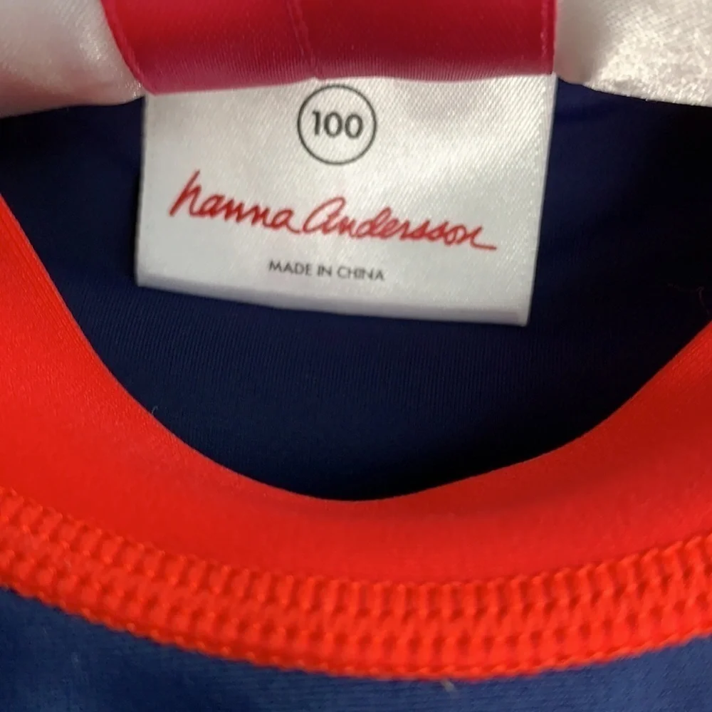Hanna Andersson Red Wave Rash Guard sz 4